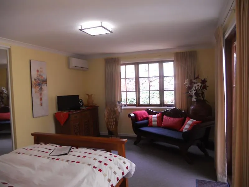 Bickley Valley Retreat-1